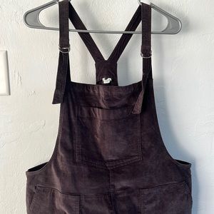 American eagle corduroy overalls.